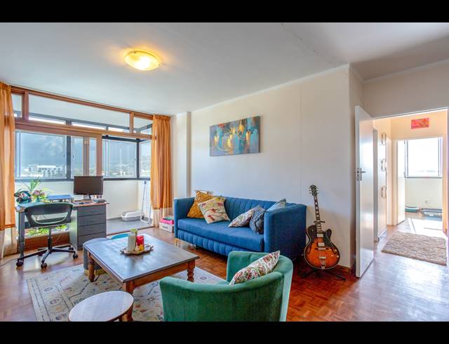 2 BEDROOM APARTMENT SOLD IN CLAREMONT UPPER